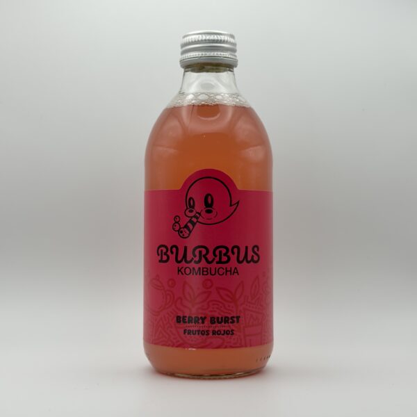 Kombuchande la marca burbus de frutos rojos.